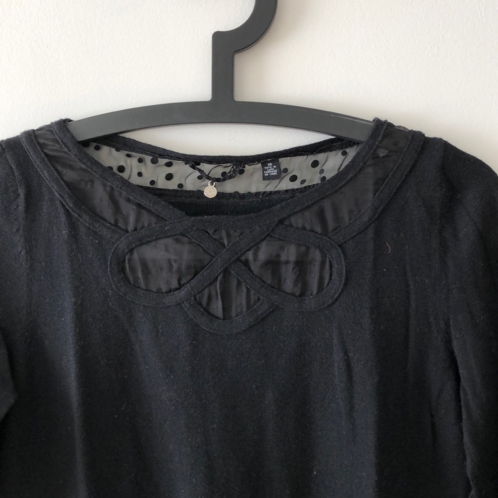 Sweater - Picture 2 of 2